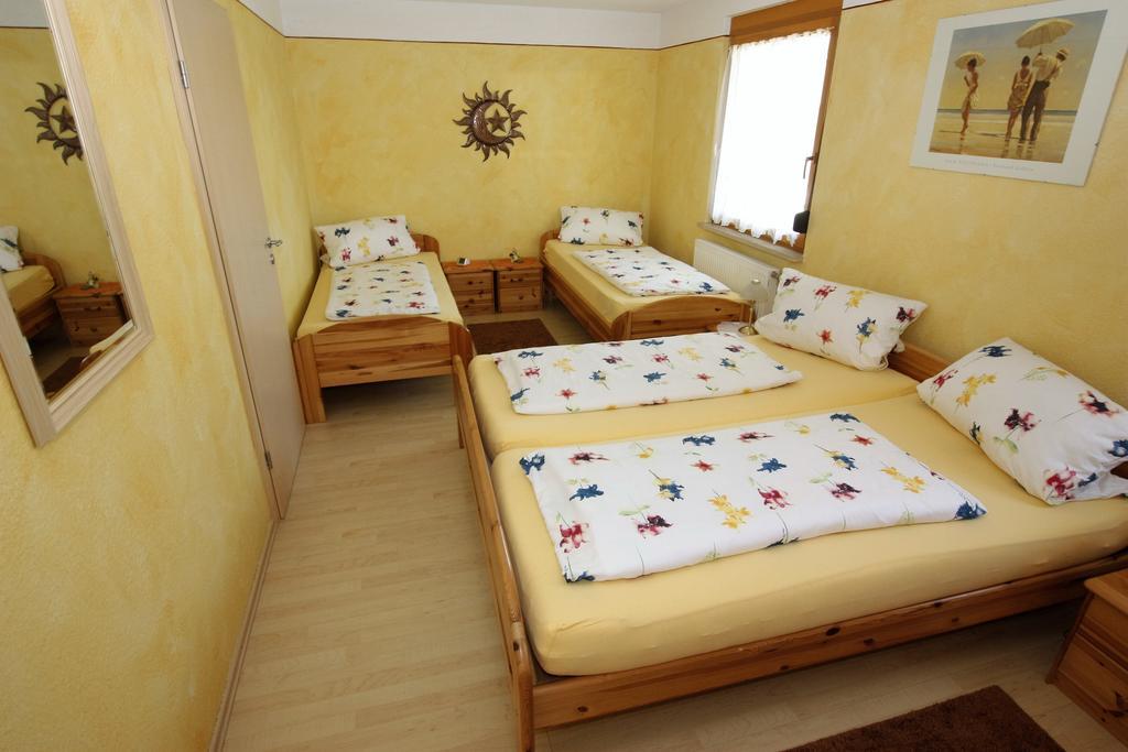 Ferienwohnung Julia Metzger Руст Екстер'єр фото